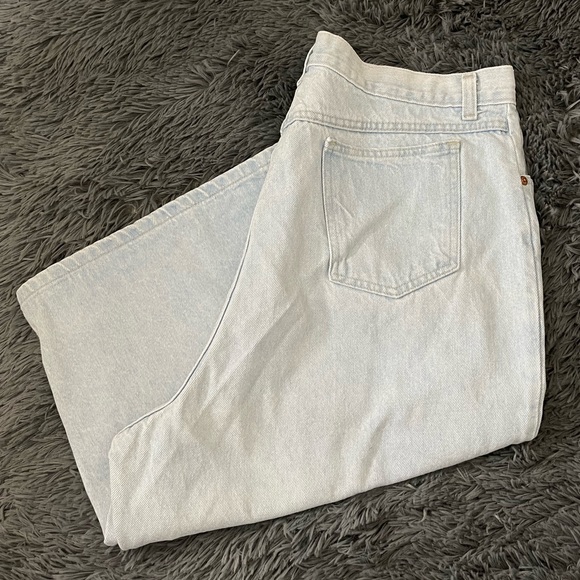 Vintage Liz Baker Long Bermuda Shorts - Picture 8 of 9